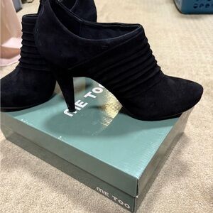 Like new black suede heeled booties